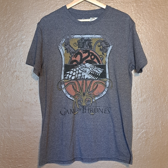 Game Of Thrones Graphic Tee Size Large - Picture 1 of 5